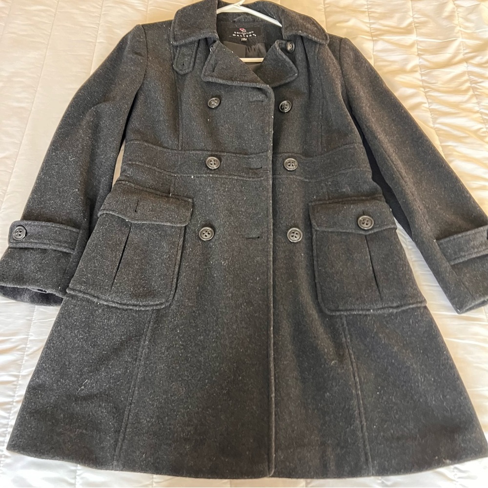 Women’s black pea coat